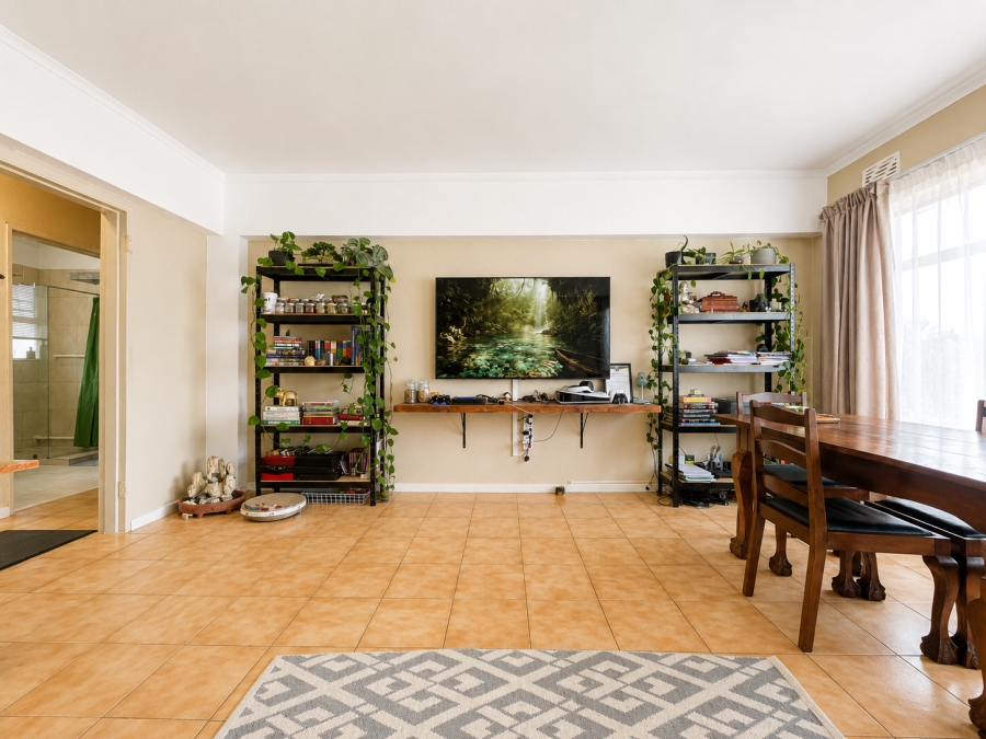 2 Bedroom Property for Sale in Heathfield Western Cape